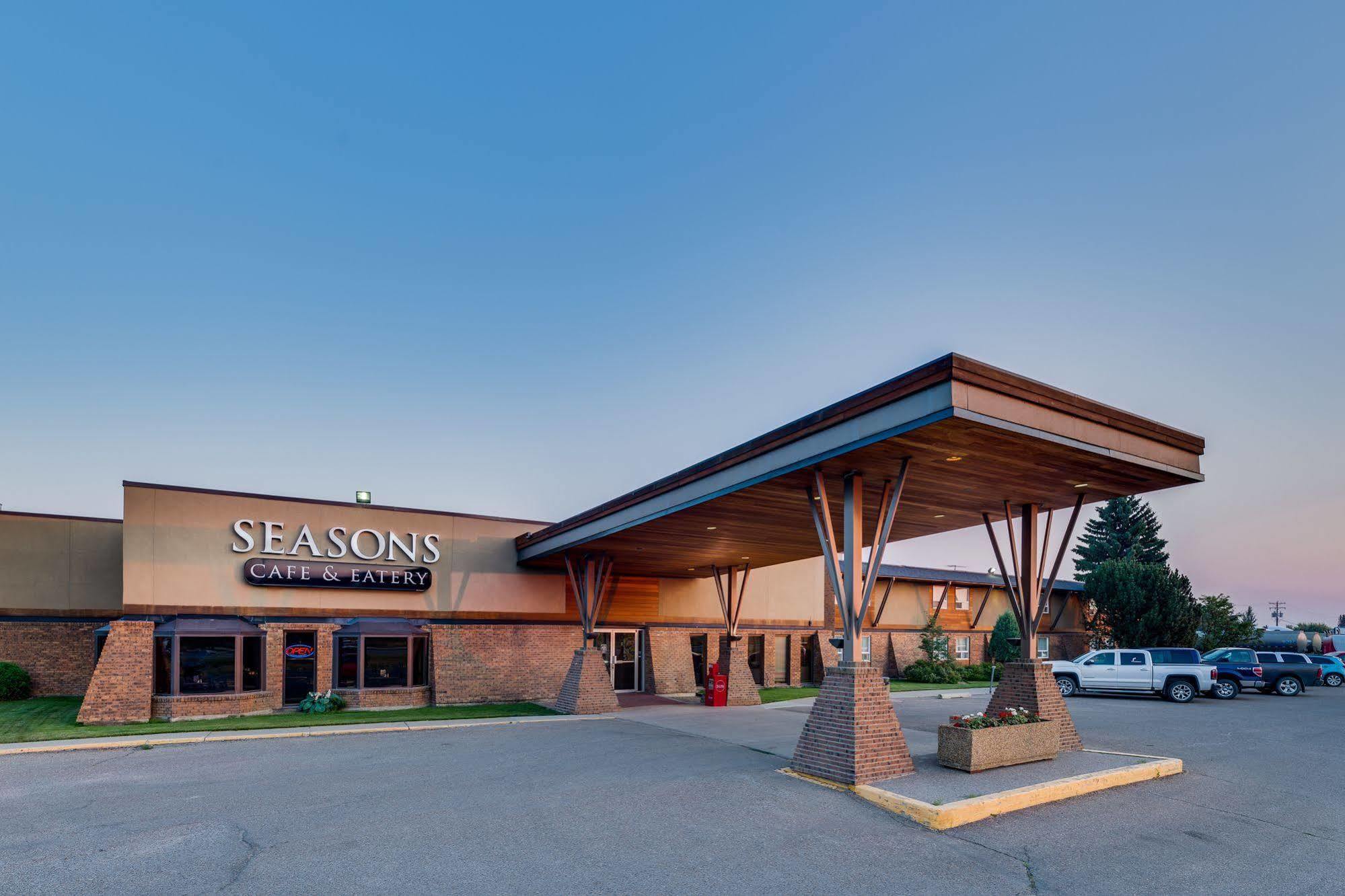 Heritage Inn Hotel & Convention Centre - Taber Exterior foto